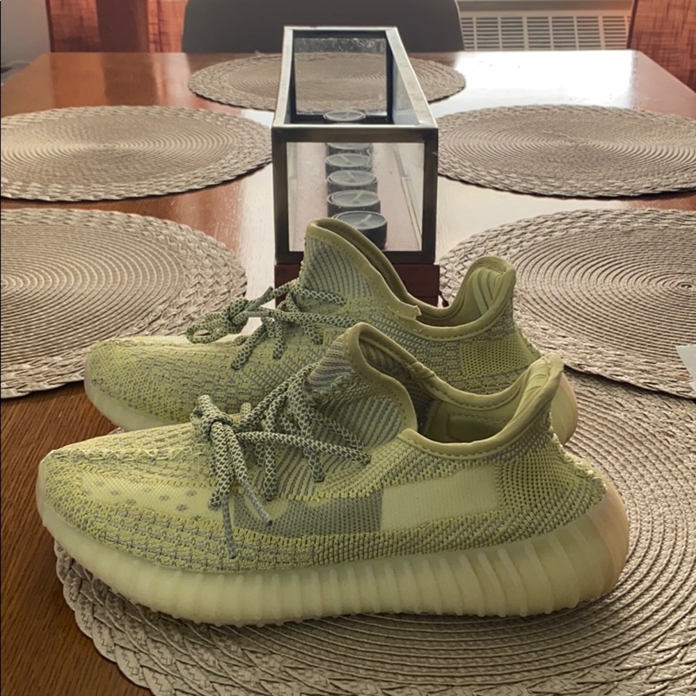 YEEZY 350